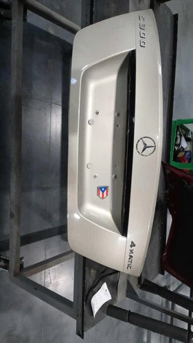 Mercedes-Benz 2011 C-Class Tailgate OEM Used TAN 37000 Miles Repairable used OEM liftgate or tailgate