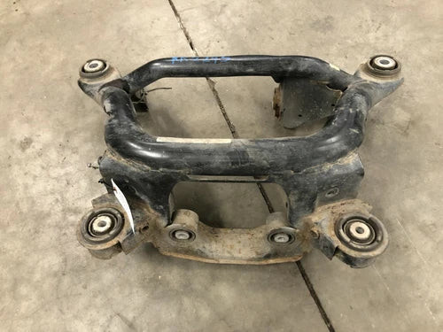 ⭐2001-2006 BMW 325CI 330CI E46 REAR SUSPENSION SUBFRAME CRADLE ASSY OEM LOT2245 used OEM rear subframe and crossmember