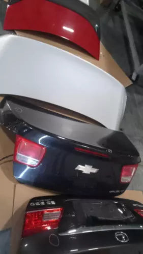 2013 Chevrolet Malibu Used OEM deck lid used OEM deck lid