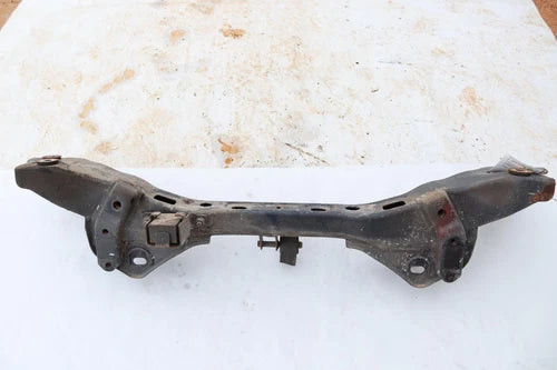 201-2016 KIA CADENZA 3.3L A/T REAR SUSPENSION CROSSMEMBER SUBFRAME OEM used OEM rear subframe and crossmember