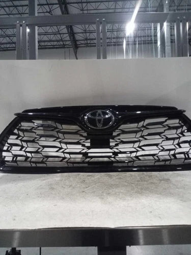 Used 2023 Toyota Highlander Black OEM Grille 531010E330 Salvage Part used OEM grille