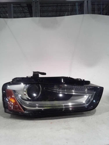 Used 2016 Audi A4 Headlight Assembly OEM Silver R Right 4G0907697D used OEM headlight