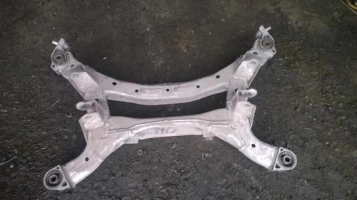 2004-2005 Nissan Maxima Altima REAR Crossmember Subframe Cradle OEM used OEM rear subframe and crossmember