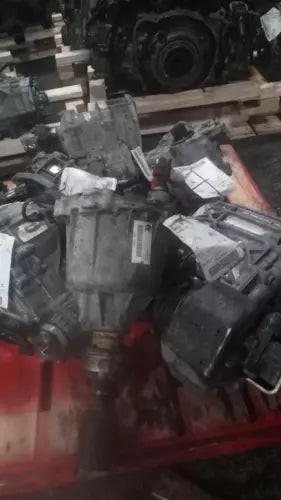 2006 Cadillac STS Transfer Case Assembly OEM Used Black 6 Mo Warranty used OEM transfer case