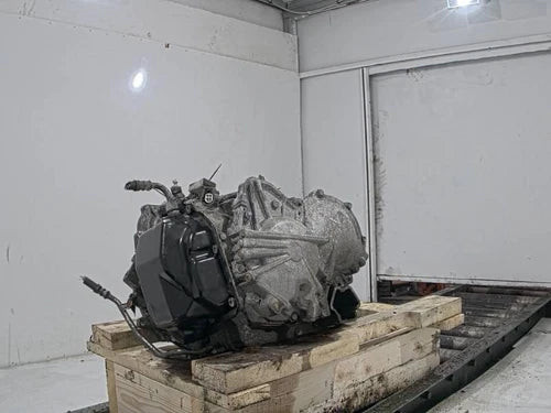 2009 Volvo S60 Blue Used OEM Automatic Transmission Assembly 2.5L Tested Good used OEM transmission assembly