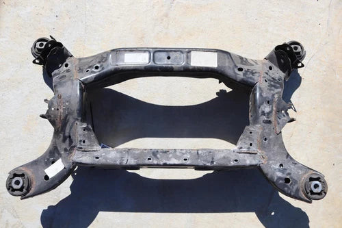 2018-2021 BUICK ENCLAVE 3.6L FWD REAR SUSPENSION CROSSMEMBER SUBFRAME OEM used OEM rear subframe and crossmember