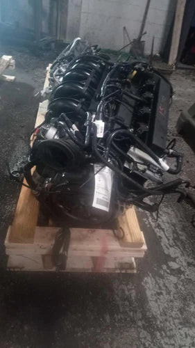 2018 Ford Escape 2.5L Used Engine Complete Assembly OEM Silver 111K Miles used OEM engine assembly