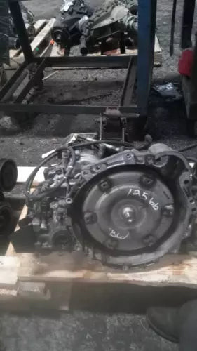 Used OEM Toyota RAV4 Automatic Transmission 2000 White 316K used OEM transmission assembly