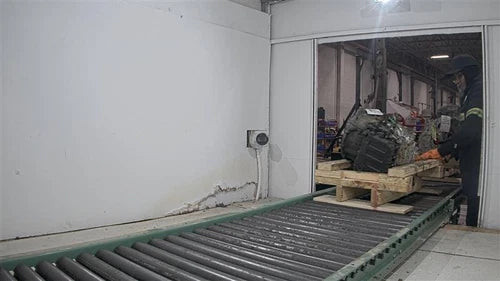 2019 Hyundai Elantra Silver Automatic Transmission Assembly Used OEM 2.0L used OEM transmission assembly