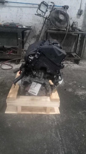2014 Nissan Versa 1.6L Used Engine Complete Assembly OEM Silver 162K Mi used OEM engine assembly