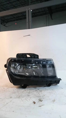2015 Chevrolet Camaro HID opt T4F without au Used OEM headlight used OEM headlight