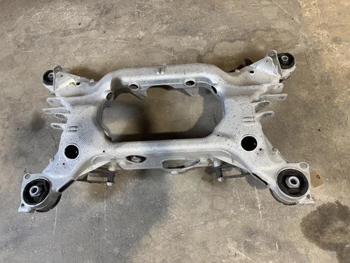 2016-2020 CADILLAC-CT6 AWD REAR SUBFRAME SUSPENSION CROSSMEMBER 84154090 OEM used OEM rear subframe and crossmember