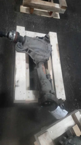 2017 Chevrolet Colorado 4WD Differential Carrier Assembly OEM Used White used OEM differential carrier