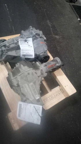 Used Mercedes-Benz GLC Differential Carrier Assembly OEM 1663300300 2016 used OEM differential carrier