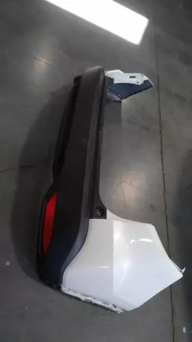 2020 Honda Hr-v center lower cover finish m Used OEM bumper cover used OEM bumper cover