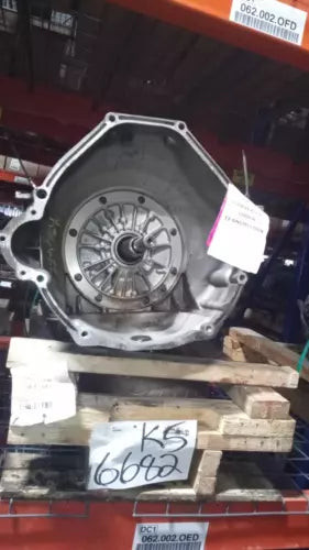 2001 Lincoln Navigator AT 8-330 5.4L Used OEM transmission assembly used OEM transmission assembly