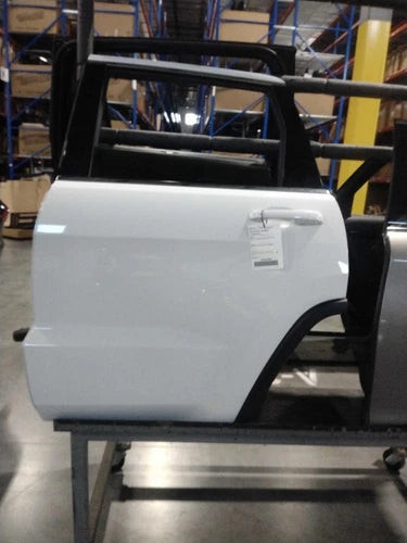 2018 Jeep Grand cherokee electric R Used OEM complete door assembly used OEM complete door assembly