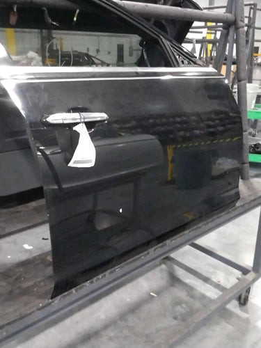2015 Cadillac Cts Front Right Used OEM complete door assembly used OEM complete door assembly