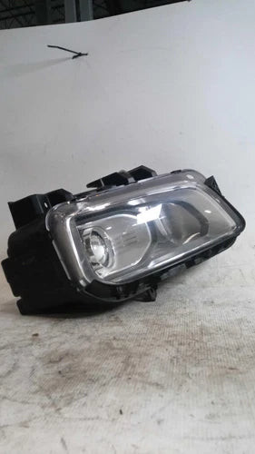 2019 Hyundai Kona R Headlight Assembly OEM Grey Used 57000 Miles R Side used OEM headlight
