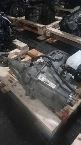 2015 Chevrolet Silverado 1500 Transfer Case OEM Used Black 129K Miles Warranty used OEM transfer case
