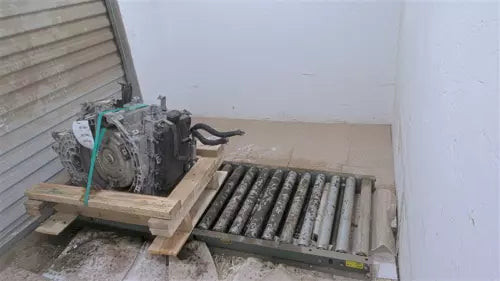 2016 Ford Edge Automatic Transmission Assembly Black Used OEM 107K used OEM transmission assembly