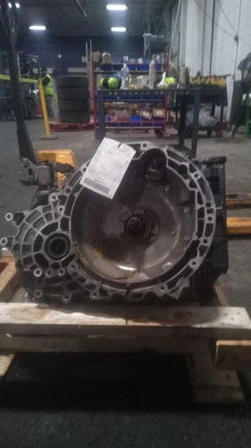 2013 Ford Edge Automatic Transmission Assembly Black Used OEM used OEM transmission assembly