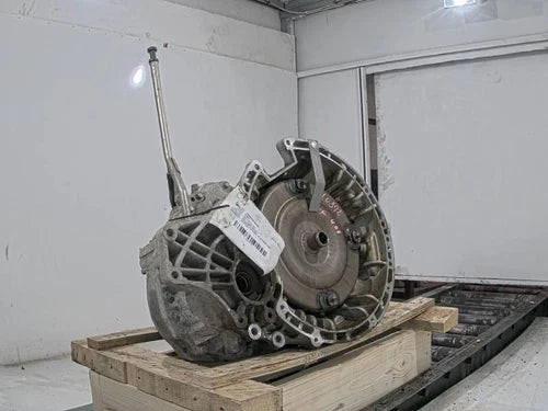 2007 Lincoln MKZ Automatic Transmission Assembly Silver OEM Tested Used used OEM transmission assembly