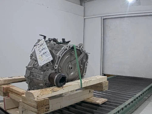 2018 Kia Forte Automatic Transmission OEM Used White 2.0L 83000 Miles used OEM transmission assembly