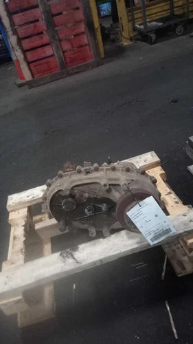 Used OEM 2015 Jeep Wrangler Transfer Case Assembly Black 6-Month Warranty used OEM transfer case