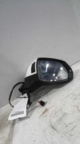 2018 Audi q5 manual folding Right Used OEM door mirror used OEM door mirror