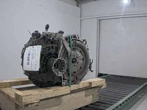 2008 Volkswagen Eos AT 2.0L transmiss Used OEM transmission assembly used OEM transmission assembly