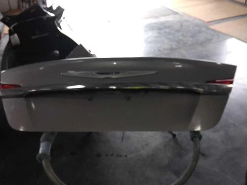 2014 Chrysler 200 Silver OEM Tailgate Used 6 Mo Warranty Fits 2011-14 used OEM liftgate or tailgate