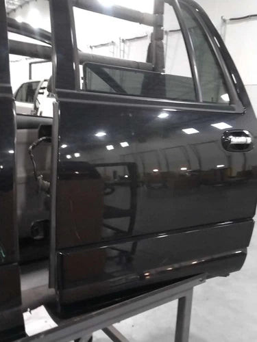 2017 Ford Expedition Rear Left Door OEM Black Used SUV Pickup used OEM complete door assembly