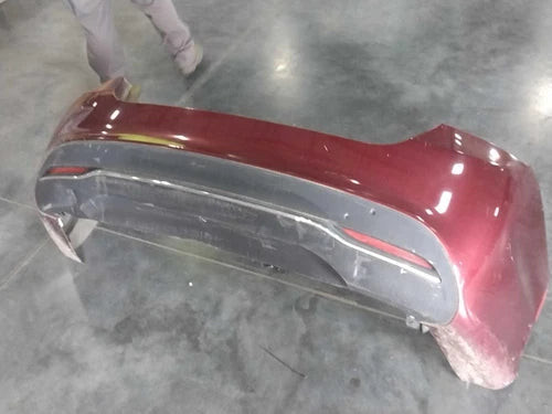 2015 Chrysler 200 w/o park assist hidden ex Used OEM bumper cover used OEM bumper cover
