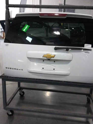 2014 Chevrolet Suburban 1500 w/o hybrid option w/privacy tin Used OEM deck lid used OEM deck lid