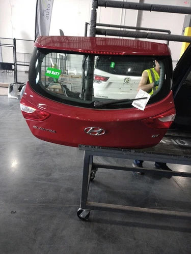 2016 Hyundai Elantra Hatchback GT Canada market w/solar glas Used OEM deck lid used OEM deck lid