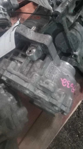 Hyundai Santa Fe Transfer Case Assembly Used OEM 2023 40K Miles Red used OEM transfer case