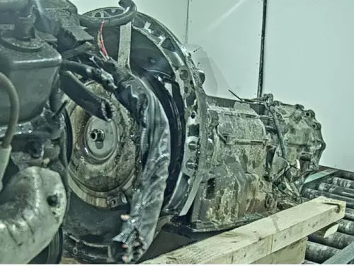 2011 Nissan Pathfinder AT 4.0L 6 cyli Used OEM transmission assembly used OEM transmission assembly