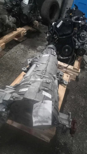 2014 Audi Q5 Automatic Transmission Assembly OEM Black Used 138K miles used OEM transmission assembly