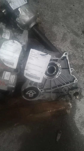 Used 2018 Jaguar F-PACE Transfer Case Assembly OEM 6 Mo Warranty Black used OEM transfer case