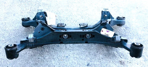 2017-2019 JAGUAR XE REAR SUSPENSION SUBFRAME CROSSMEMBER OEM. used OEM rear subframe and crossmember