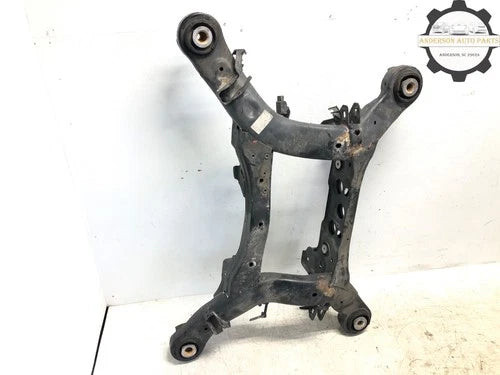 2013-2019 MERCEDES X166 W166 GL GLS GLE REAR SUSPENSION SUBFRAME CROSSMEMBER OEM used OEM rear subframe and crossmember