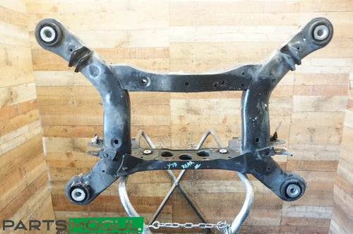 06-12 Mercedes GL450 ML350 Rear Subframe Sub Frame Crossmember Assembly OEM used OEM rear subframe and crossmember