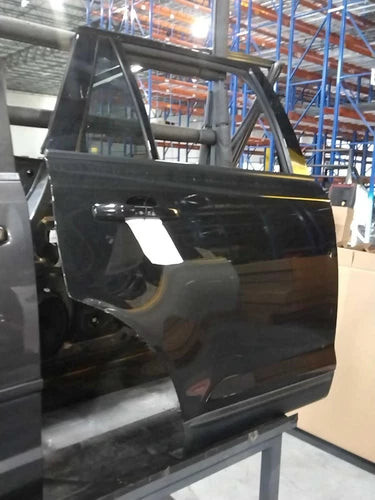 2014 Ford Edge Rear Right Door Gray OEM Used Black 6 Mo Warranty used OEM complete door assembly