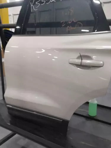 Lincoln MKC 2018 Left Driver Side Front Door OEM Used White LH used OEM complete door assembly