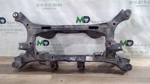2018-2020 HYUNDAI TUCSON REAR SUBFRAME CROSSMEMBER OEM 55405-D3550 used OEM rear subframe and crossmember