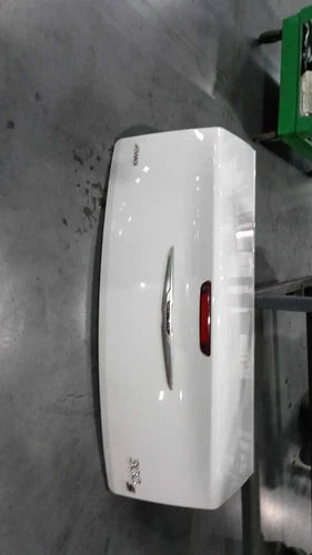 2012 Chrysler 300 OEM White Tailgate Used 6 Mo Warranty Fits Models used OEM liftgate or tailgate