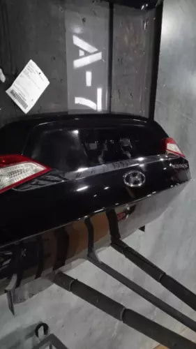 2014 Hyundai Sonata Black OEM Tailgate Used 207K VIN 5NPEB4AC5EH948212 used OEM liftgate or tailgate