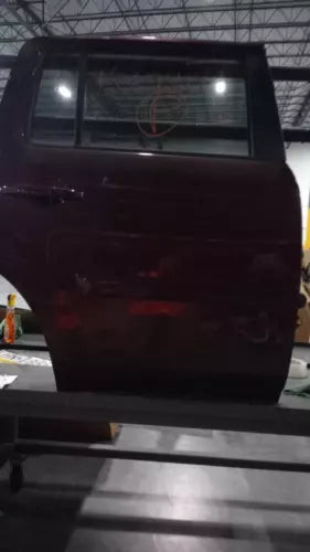 2014 Honda Pilot electric w/o suns Used OEM complete door assembly used OEM complete door assembly