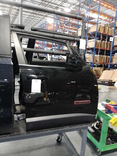 2020 Jeep Renegade R Right Side Black Door OEM Used Salvage used OEM complete door assembly